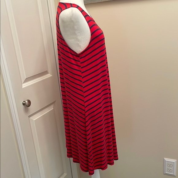 Old Navy Red and Black Sleeveless Sundress - Picture 3 of 11